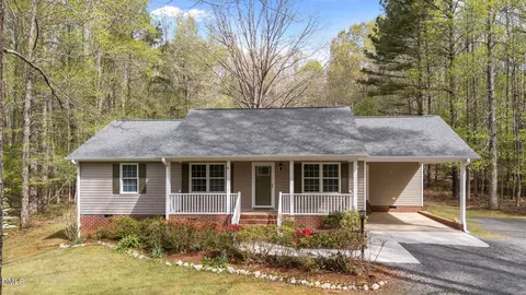 1551 Dogwood Dr, Oxford, NC 27565