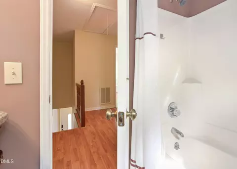 Bath - 204 E Dynasty Dr, Cary, NC 27513 photo 4 of 5