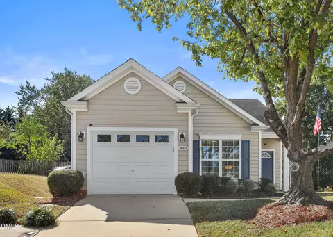 2005 Misty Fog Ct, Raleigh, NC 27603