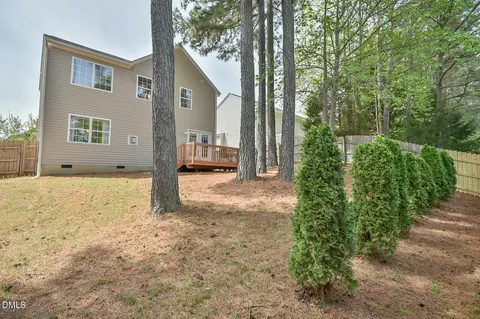 Exterior - 427 Hanson Rd, Durham, NC 27713 photo 10 of 13
