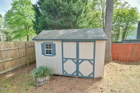Exterior - 427 Hanson Rd, Durham, NC 27713 photo 12 of 13
