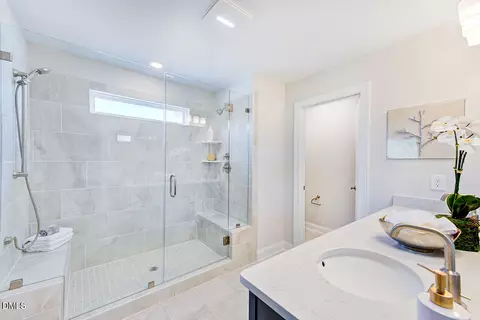 Bath - 229 Tidal Pool Way, Cary, NC 27519 photo 4 of 4