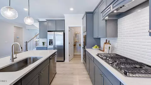 Kitchen - 229 Tidal Pool Way, Cary, NC 27519 photo 4 of 4