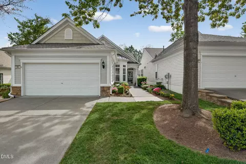 302 Fenmore Pl, Cary, NC 27519