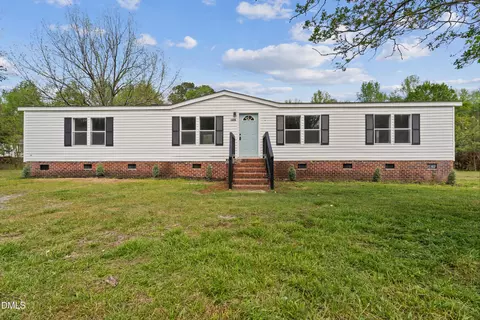 1270 Institute Rd, Kinston, NC 28504