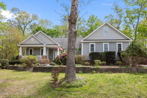425 Panners Pl, Sanford, NC 27330