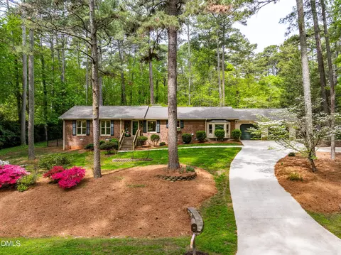 8305 Wheatstone Ln, Raleigh, NC 27613