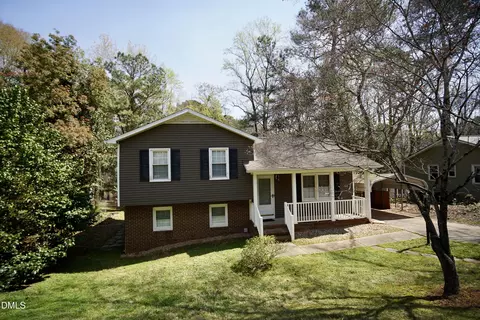 7720 Foxwood Dr, Raleigh, NC 27615
