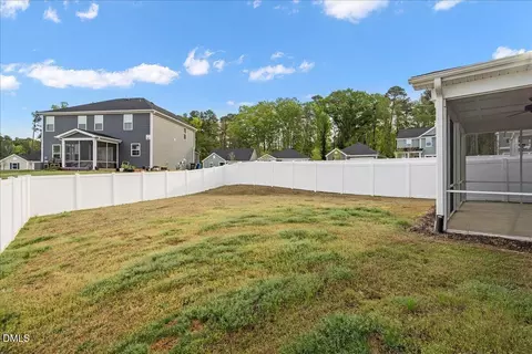Exterior - 1041 Ringhill Bluff Dr, Durham, NC 27704 photo 4 of 5