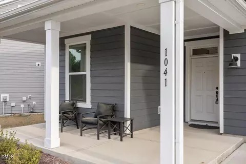 Exterior - 1041 Ringhill Bluff Dr, Durham, NC 27704 photo 2 of 5
