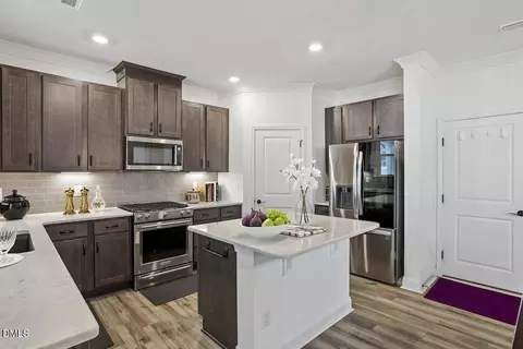 Kitchen - 1041 Ringhill Bluff Dr, Durham, NC 27704 photo 1 of 2