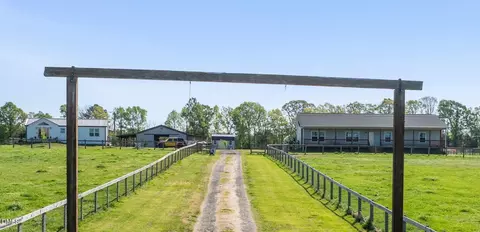 520 Plainfield Church Rd, Siler City, NC 27344