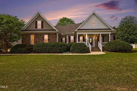 44 Boots Dr, Angier, NC 27501