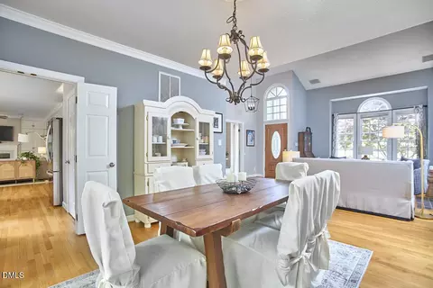 Dining - 1216 E Pointe Dr, Durham, NC 27712 photo 4 of 6
