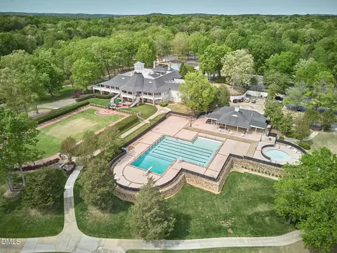 Exterior - 1216 E Pointe Dr, Durham, NC 27712 photo 18 of 20