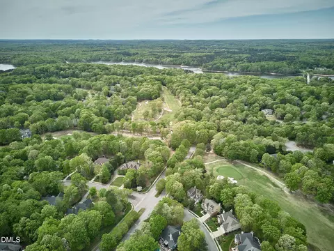 View/Area - 1216 E Pointe Dr, Durham, NC 27712 photo 8 of 14