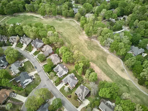 View/Area - 1216 E Pointe Dr, Durham, NC 27712 photo 7 of 14
