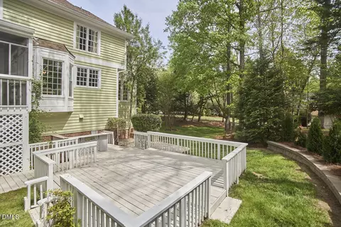 Exterior - 1216 E Pointe Dr, Durham, NC 27712 photo 10 of 20