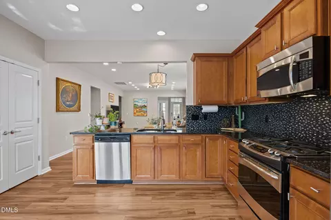 Kitchen - 564 Tomkins Loop, Cary, NC 27519 photo 5 of 5
