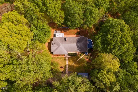 31 Mt Bolus Rd, Chapel Hill, NC 27514