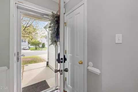 2716 Thoreau Dr, Durham, NC 27703 photo 8