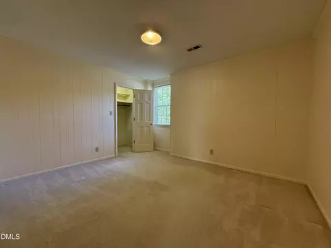 Bedroom - 907 Chestnut Dr, Smithfield, NC 27577 photo 5 of 5