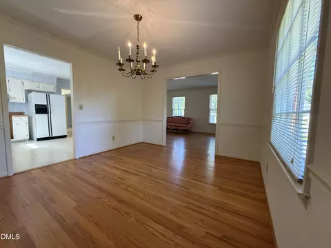 Dining - 907 Chestnut Dr, Smithfield, NC 27577 photo 2 of 2