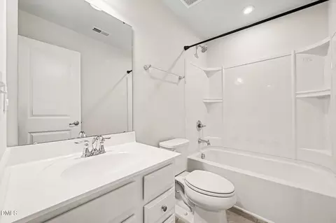 Bath - 4921 Randall Rd, Durham, NC 27707 photo 3 of 3