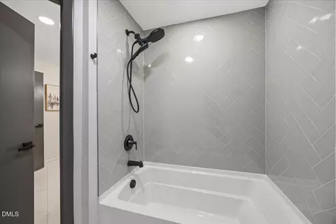 Bath - 6128 Riverside Dr, Wake Forest, NC 27587 photo 5 of 10