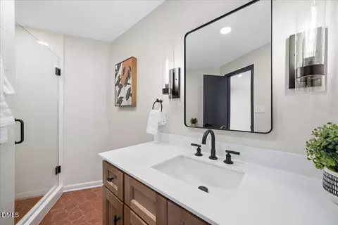 Bath - 6128 Riverside Dr, Wake Forest, NC 27587 photo 7 of 10