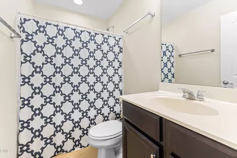 Bath - 34 Argonaut Dr, Durham, NC 27705 photo 6 of 6