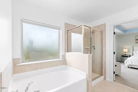 Bath - 237 Westgrove Ct, Durham, NC 27703 photo 6 of 7