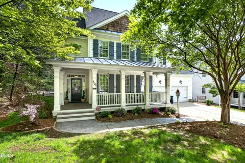 101 Sunset Oaks Dr, Holly Springs, NC 27540