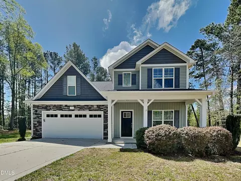 43 Brighton Cir, Lillington, NC 27546