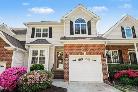 216 Harbor Creek Dr, Cary, NC 27511