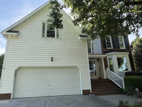 205 Halpen Dr, Cary, NC 27513