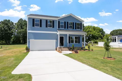 94 Harriette Ct, Lillington, NC 27546