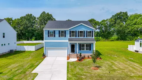 94 Harriette Ct #70, Lillington, NC 27546