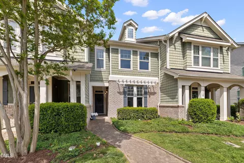 120 Point Comfort Ln, Cary, NC 27519