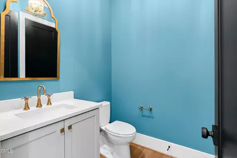 Bath - 6 Chantilly Pl, Durham, NC 27707 photo 1 of 10