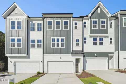 2043 Trident Maple Ln, Chapel Hill, NC 27517