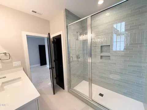 Bath - 3032 Lewis Farm Rd, Raleigh, NC 27607 photo 6 of 8