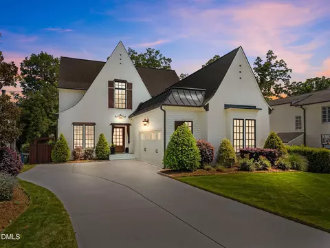 2118 Cowper Dr, Raleigh, NC 27608