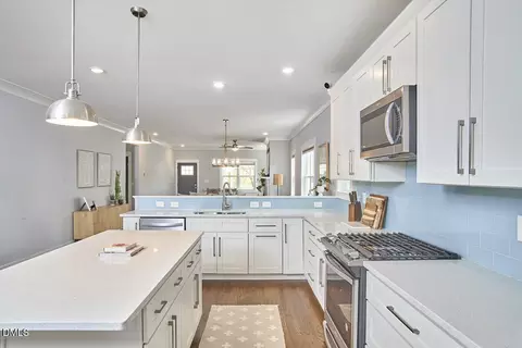 Kitchen - 1107 Spruce St, Durham, NC 27701 photo 6 of 9