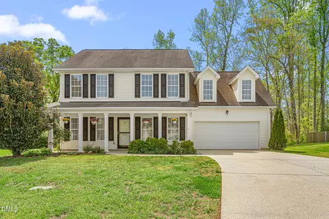 816 Hawthorn Ridge Dr, Whitsett, NC 27377