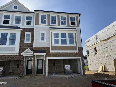 10047 Secluded Garden Dr # 154, Apex, NC 27523