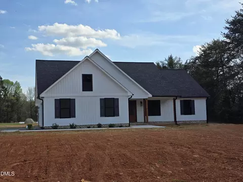 172 Southern High School Rd, Graham, NC 27253