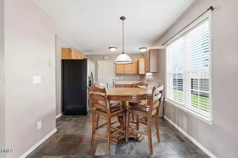 Dining - 1560 Cane Mill Rd, Coats, NC 27521 photo 2 of 2