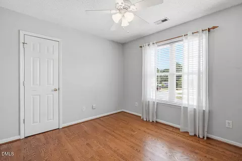 Bedroom - 1560 Cane Mill Rd, Coats, NC 27521 photo 4 of 4
