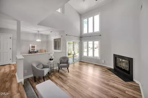 4225 Pin Oak Dr, Durham, NC 27707